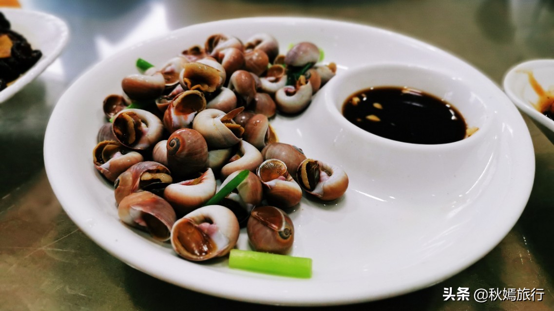 春雨菲菲游常熟滨江公园,浒浦江边品江鲜,23道菜共720元贵吗?