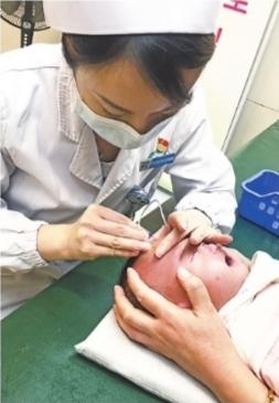 科学建议不要随便给宝宝断奶,突然断奶对宝宝的伤害