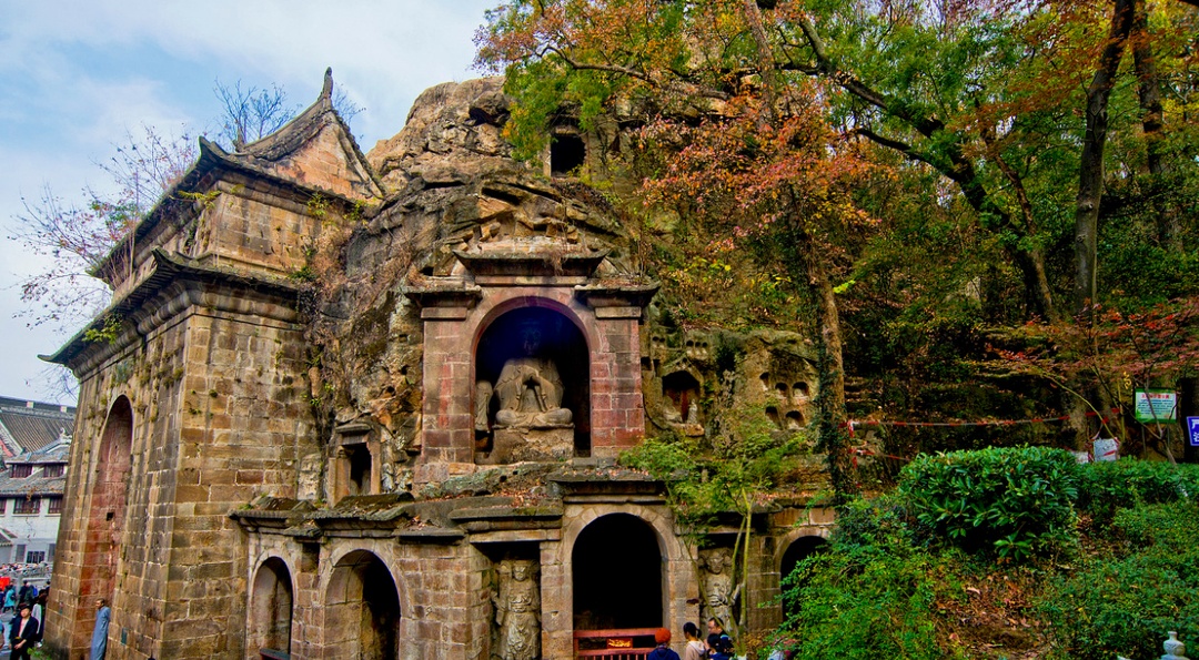 南京人气最高的3大寺庙，历史悠久，风景优美，是赏秋静心好去处