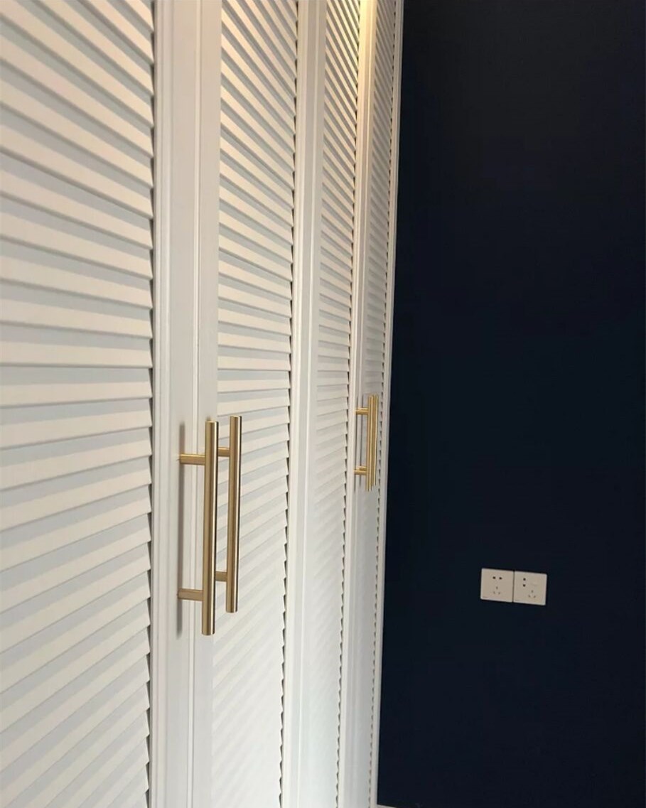 卧室挂衣架怎么组装好看又实用,卧室落地衣架实木安装