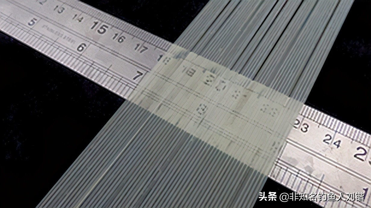 钓鱼浮漂哪种容易看清楚,钓鱼浮漂一般什么颜色好