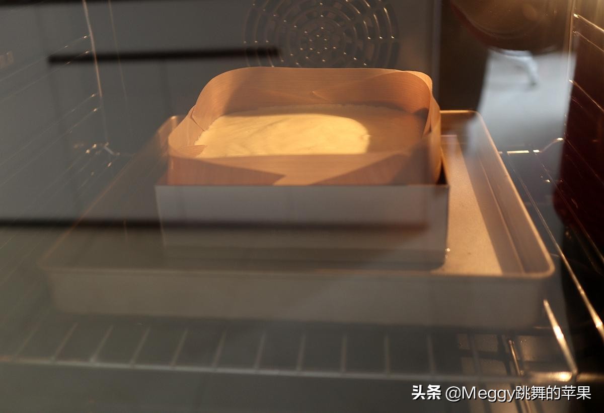 古早蛋糕和戚风蛋糕蛋白打发区别,蛋白打发到什么程度蛋糕才会柔软