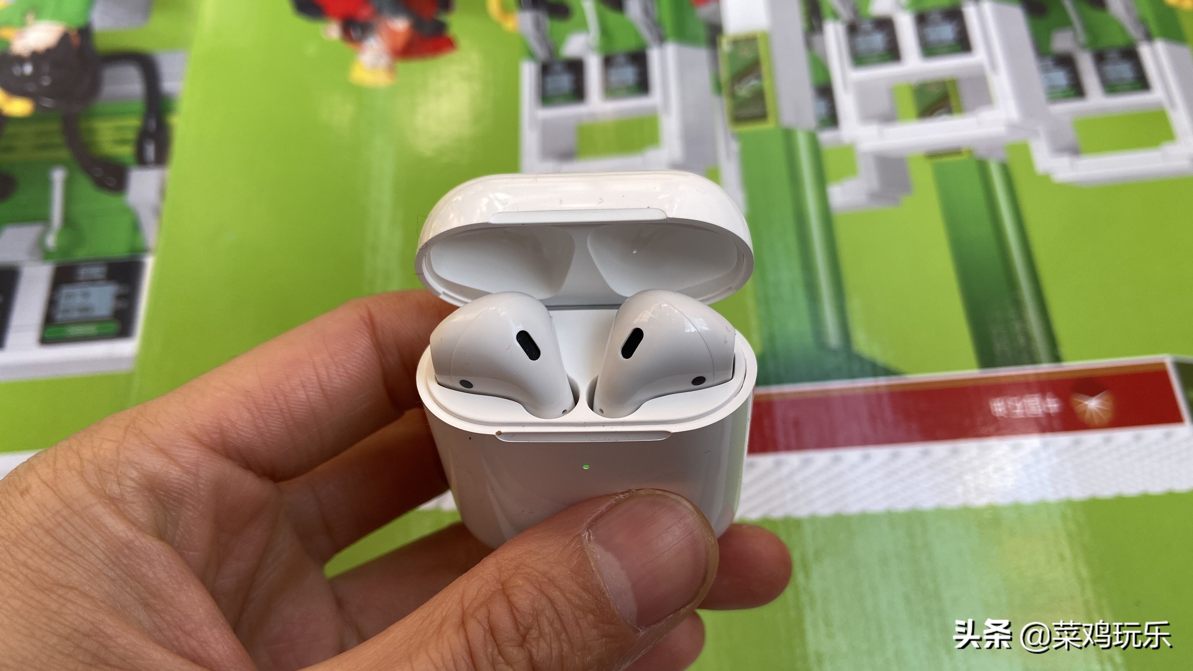 现在还推荐买airpods吗,买不起airpods用什么好