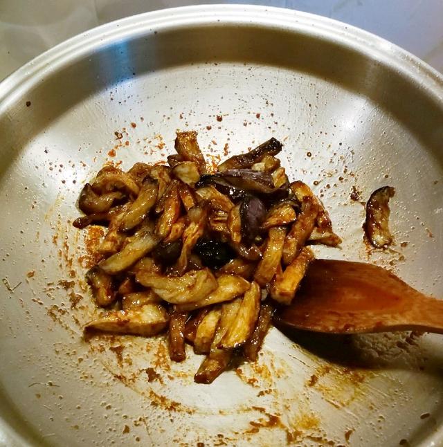 茄子怎么样炒不油腻而且好吃,为什么做的风味茄子发苦