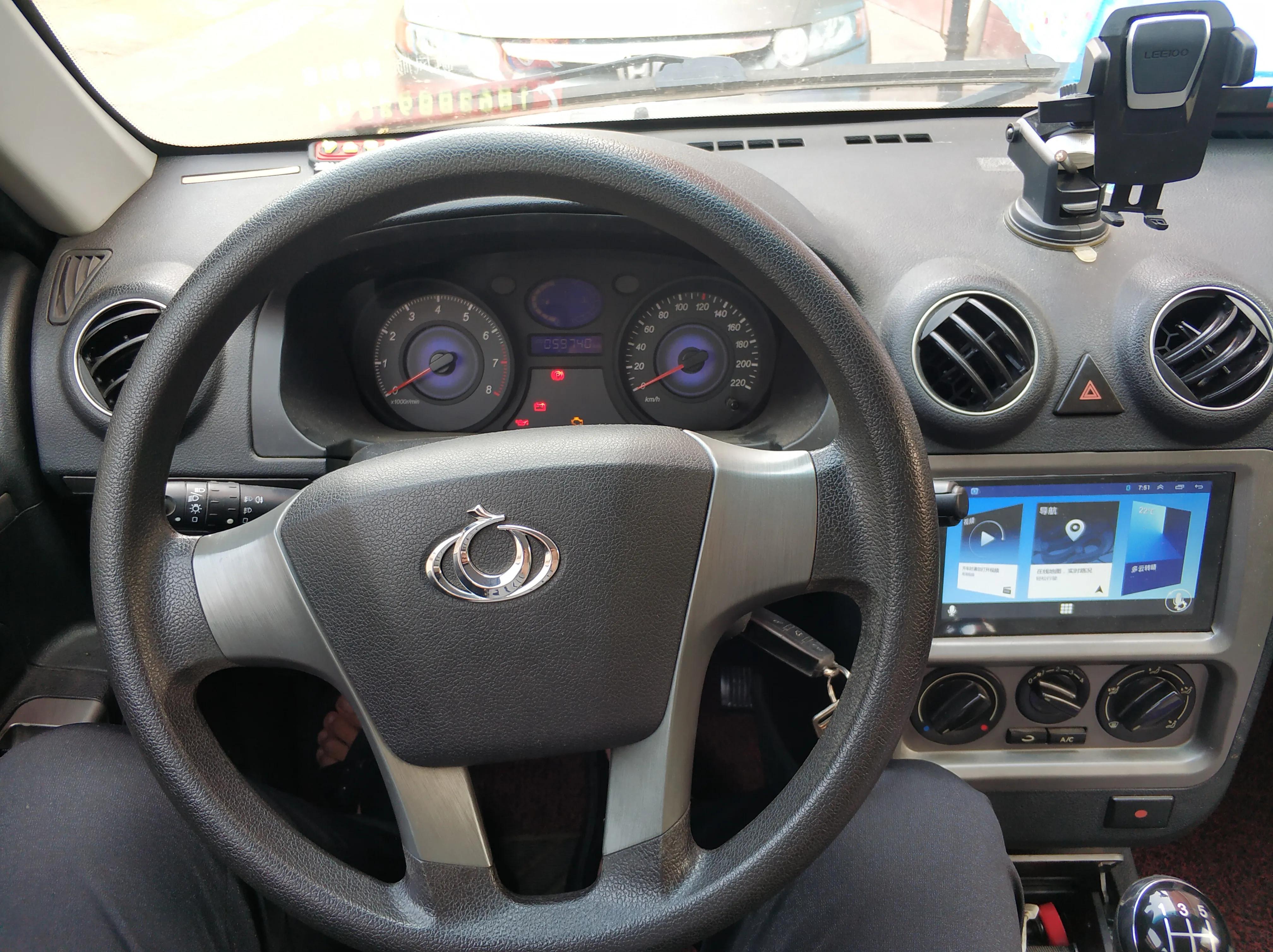 12年自由舰多少钱,11年自由舰三缸二手车价格