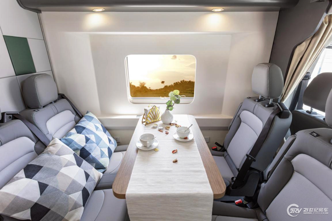 上汽大通maxust90房车,上汽maxus全新v90b型房车