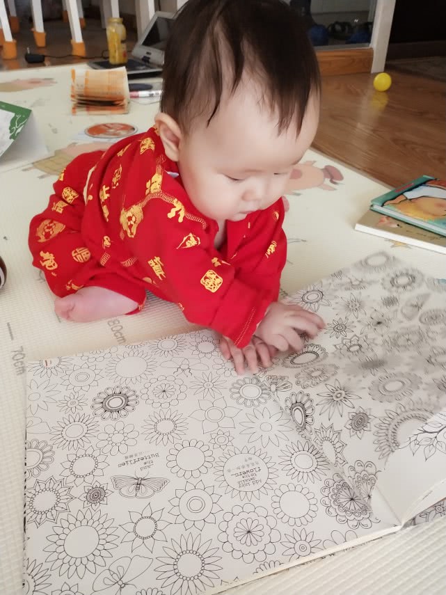 宝宝积食了肚子一直咕噜咕噜叫,宝宝积食哭闹了一晚上