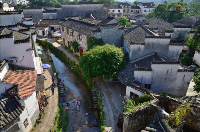 中国一个与世隔绝的村落,一个饱经风霜却古韵十足的古镇