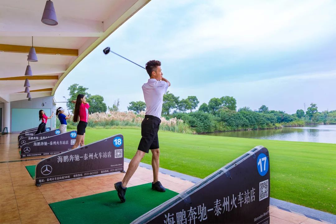 泰州华侨城温泉奥思廷酒店399元起，高级房，泡温泉，体验高尔夫