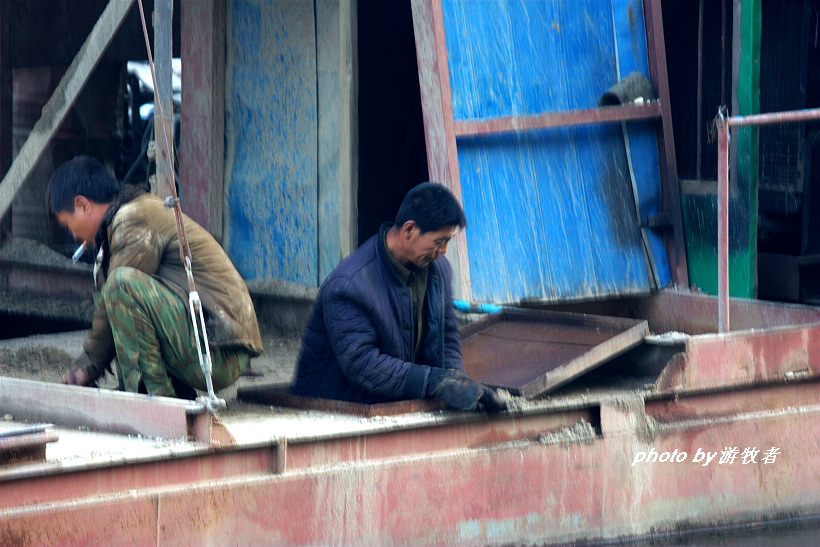 朝鲜干活的人,朝鲜工人干活怎么样