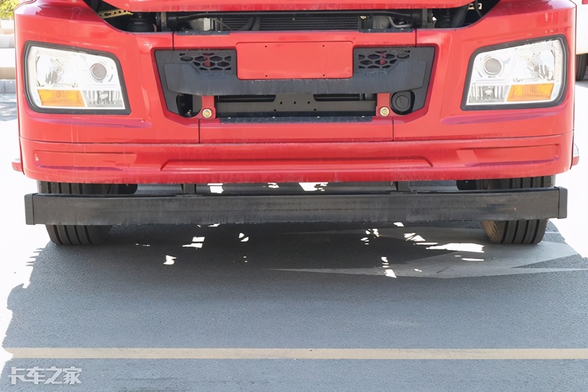 德龙新m3000国六天然气牵引车自重,最新款陕汽德龙新m3000牵引车