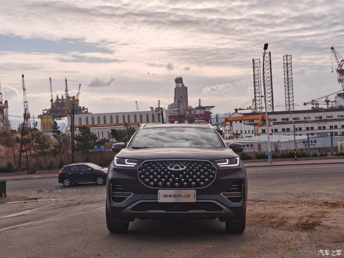 狗哥评车,瑞虎8plus冠军版底盘视频解析