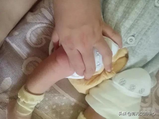 宝宝O型腿是因为纸尿裤？它并不是“元凶”，还有这三个原因