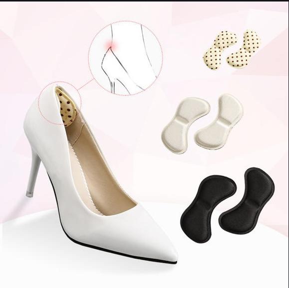 对付鞋子磨脚最快的解决办法,快速解决鞋子磨脚后跟应急方法