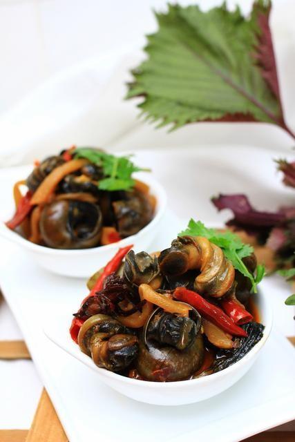 如果吃田螺田螺吸住了嘴怎么办,吃田螺吐了怎么办