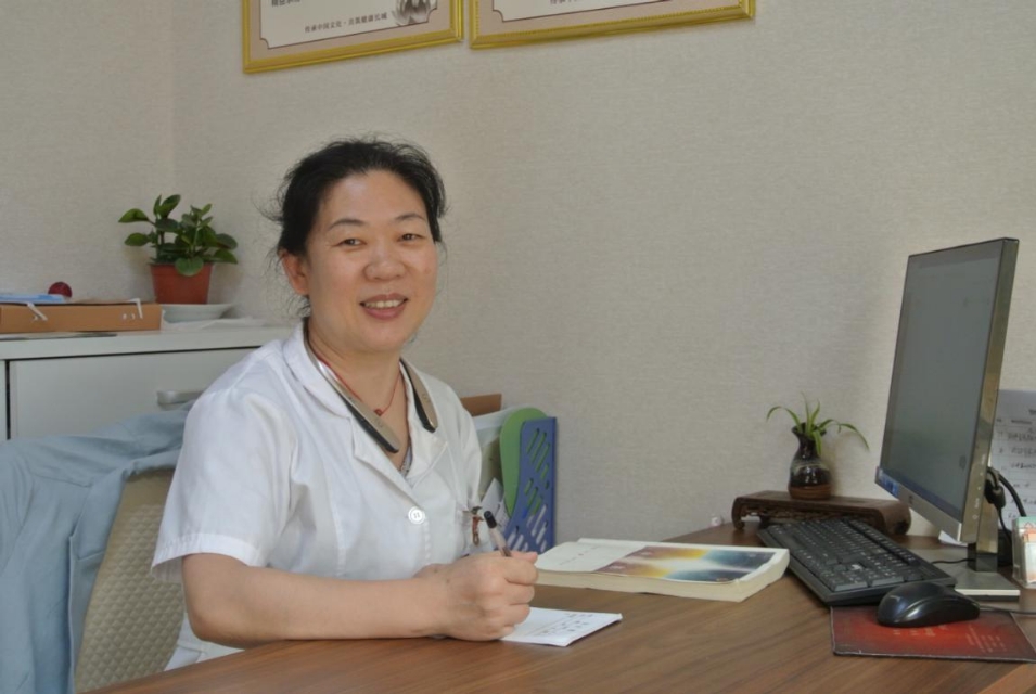 潜心研习二十载妙手仁心护健康---记名医之后景兴宇