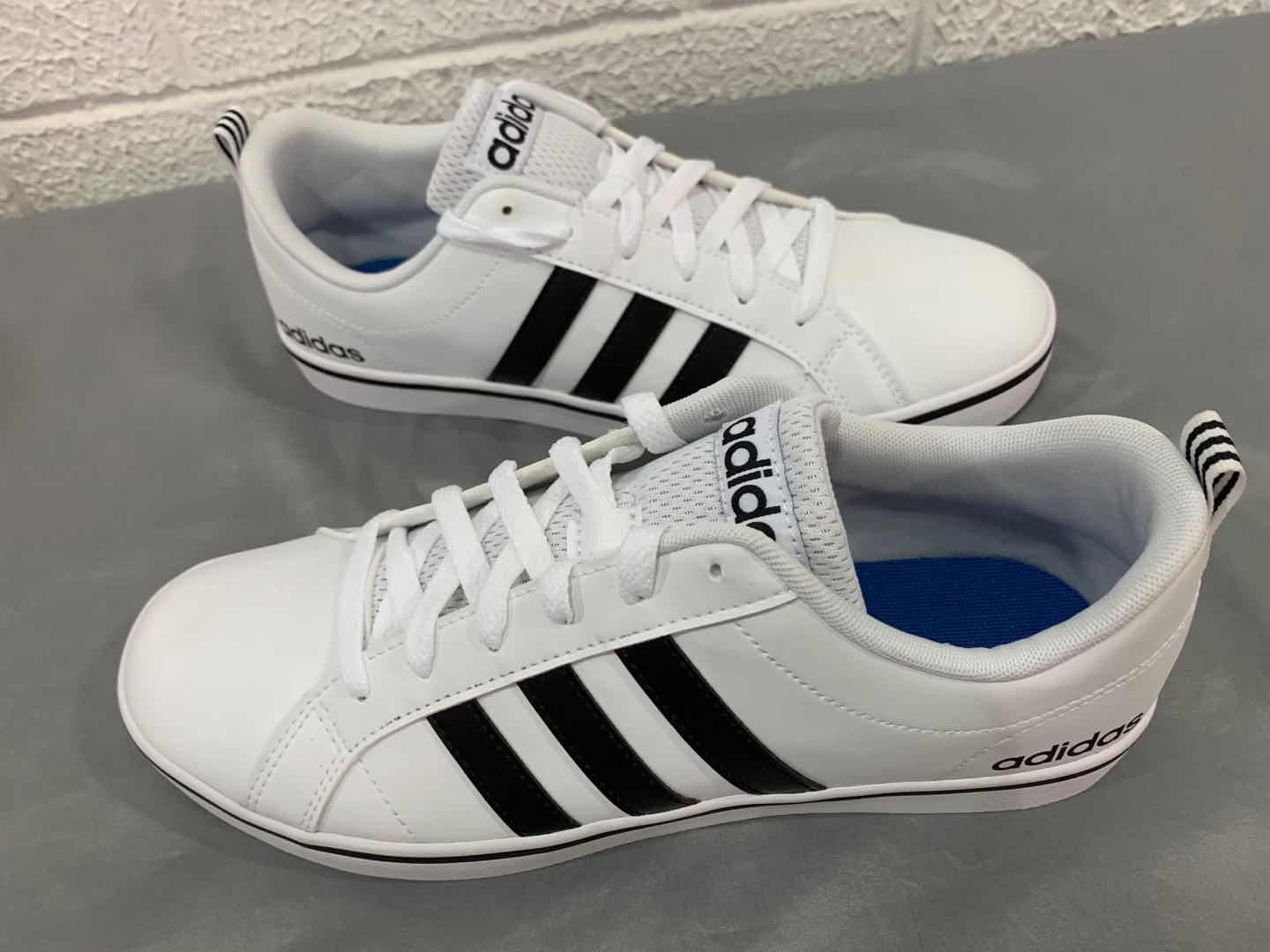 阿迪达斯neodaily3.0军绿色怎么搭配,阿迪达斯neo2019高帮鞋