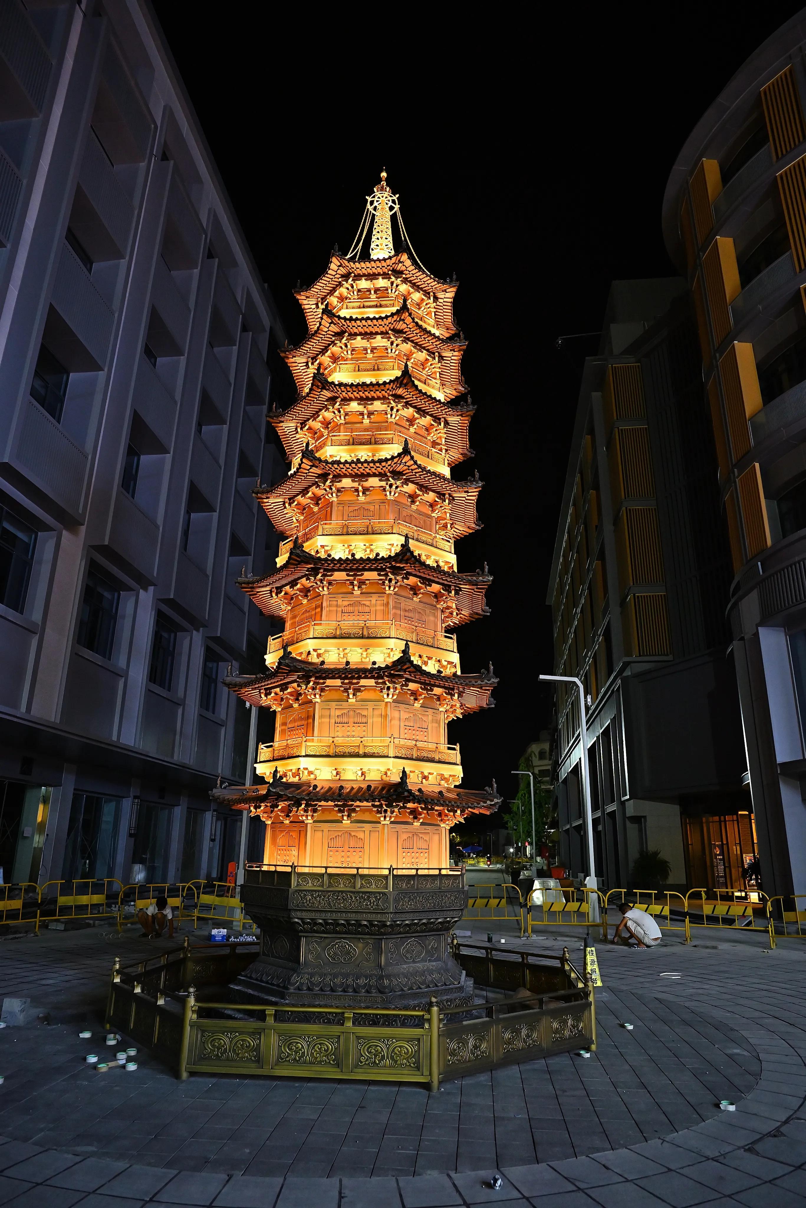 我记忆中的童年内容,孩儿塔的赏析