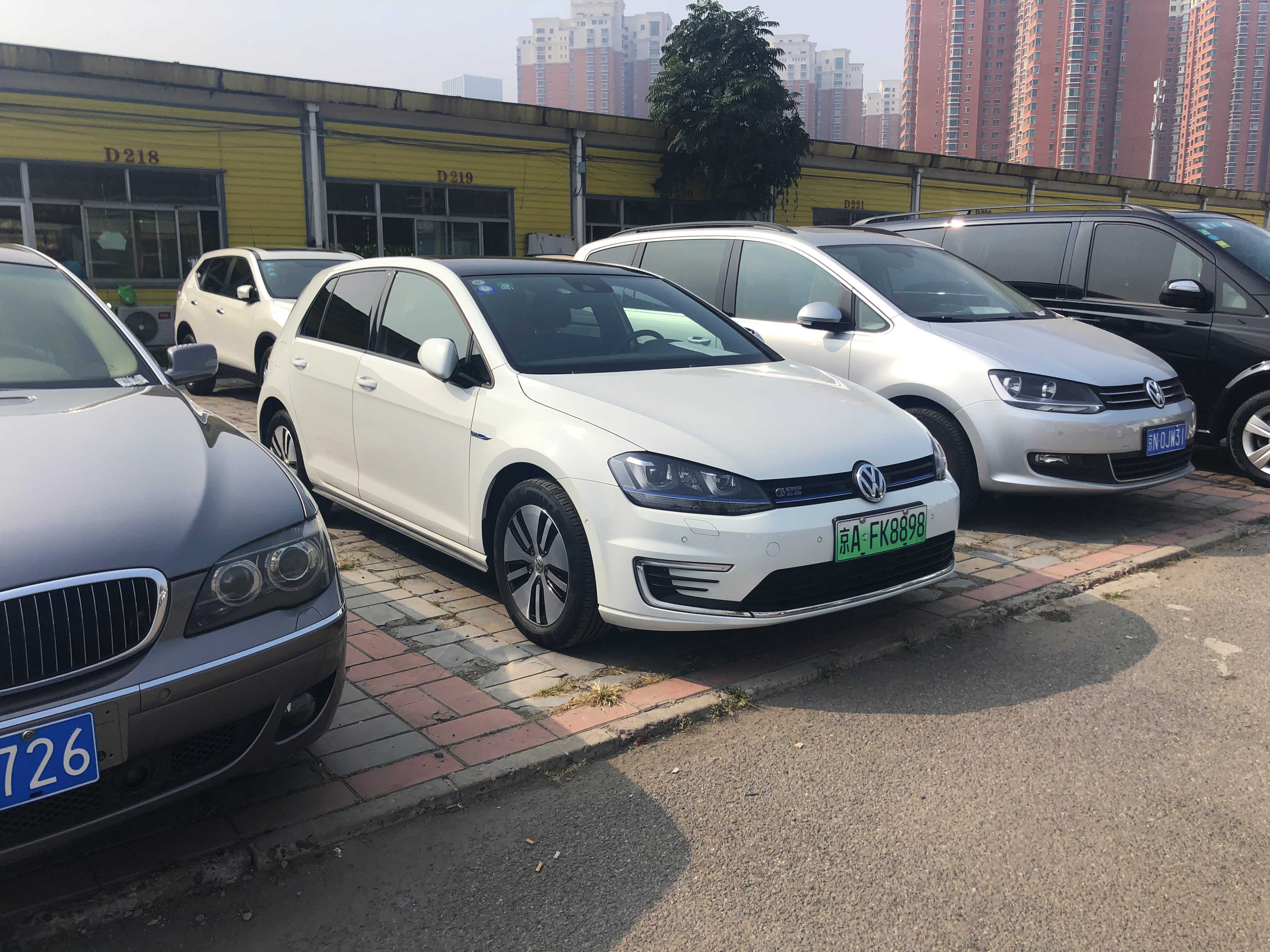 为啥那么多二手新能源要卖呢,还有人说新能源车不靠谱吗