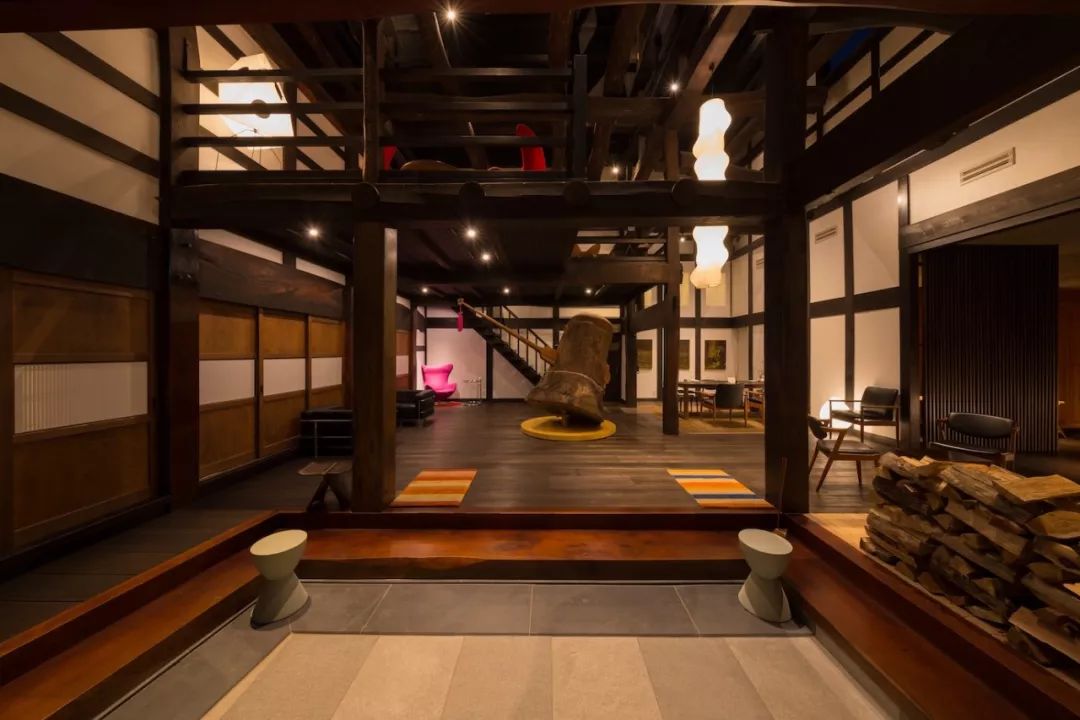 雪山下的温泉美丽,最值得去的有雪山温泉的地方