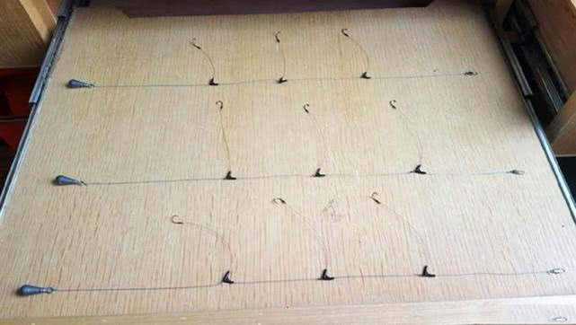 懒钓串钩钓草鱼绝招,串钩是什么钓法