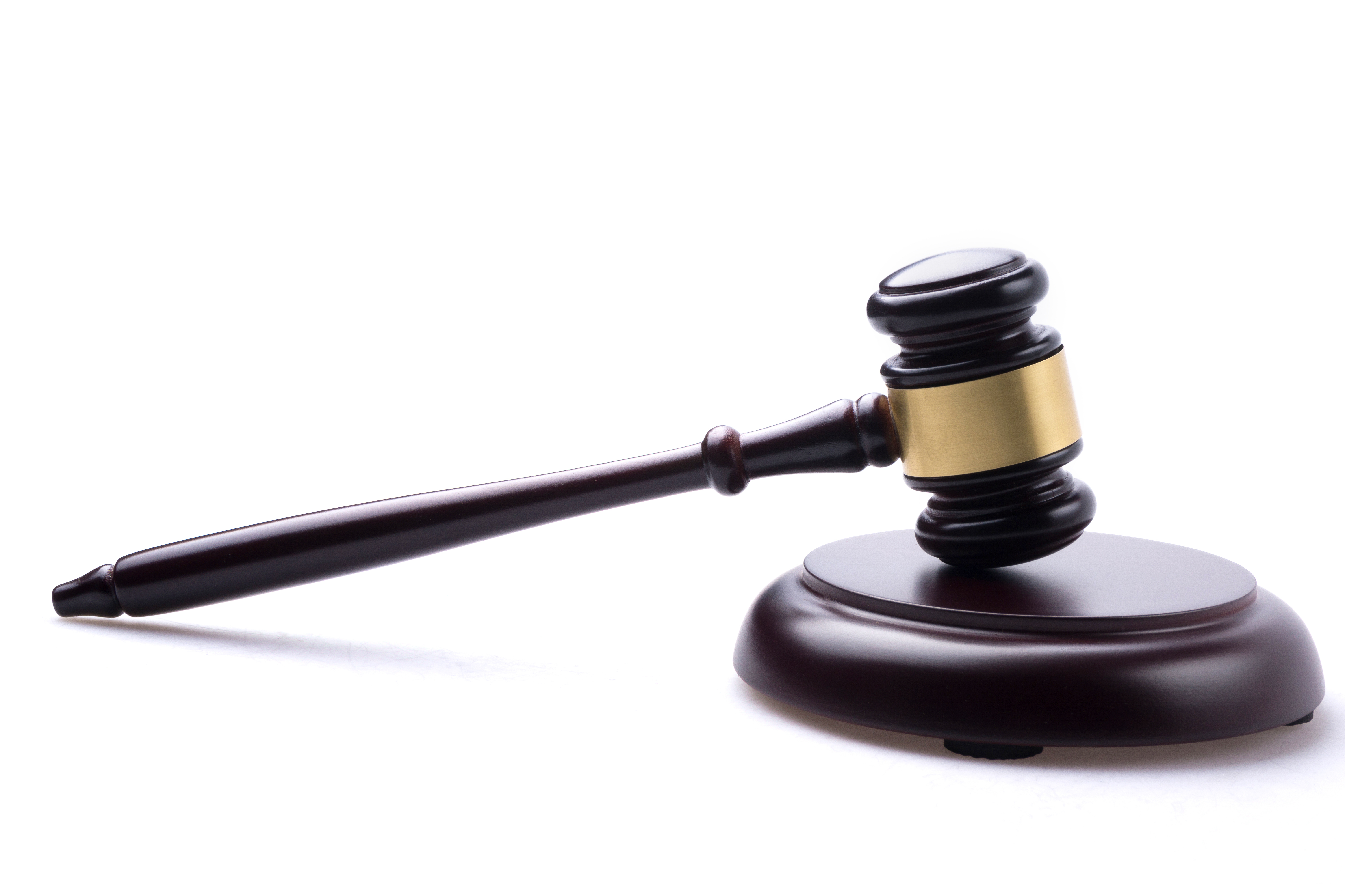 男子买彩票中3000万奖金竟被冻结 (男子买彩票中6300万却要起诉)