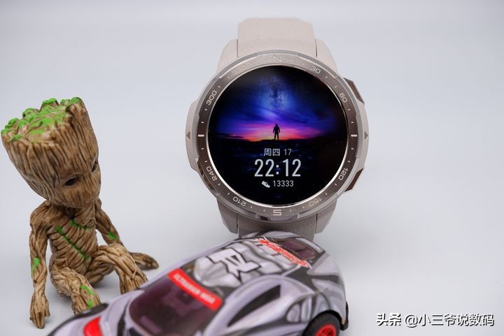 荣耀watchgspro,华米t-rexpro对比荣耀gspro
