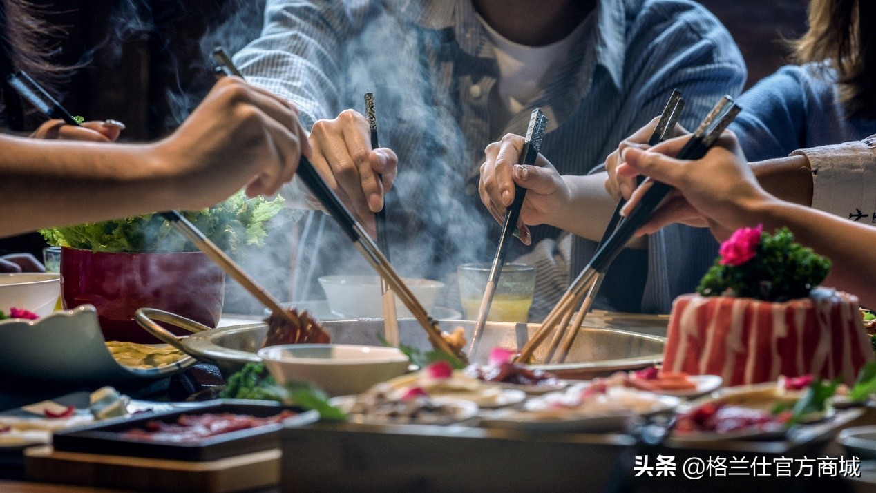 天气渐冷,热气腾腾的饭菜就该这么做——3种小家电神助攻