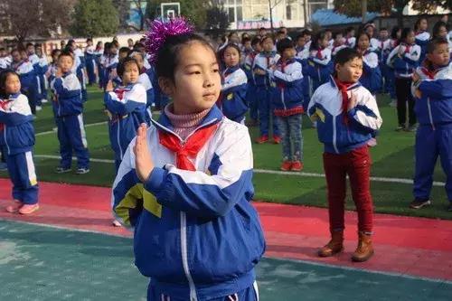 韵律操阳光大课间,凉州区东关小学阳光大课间韵律操