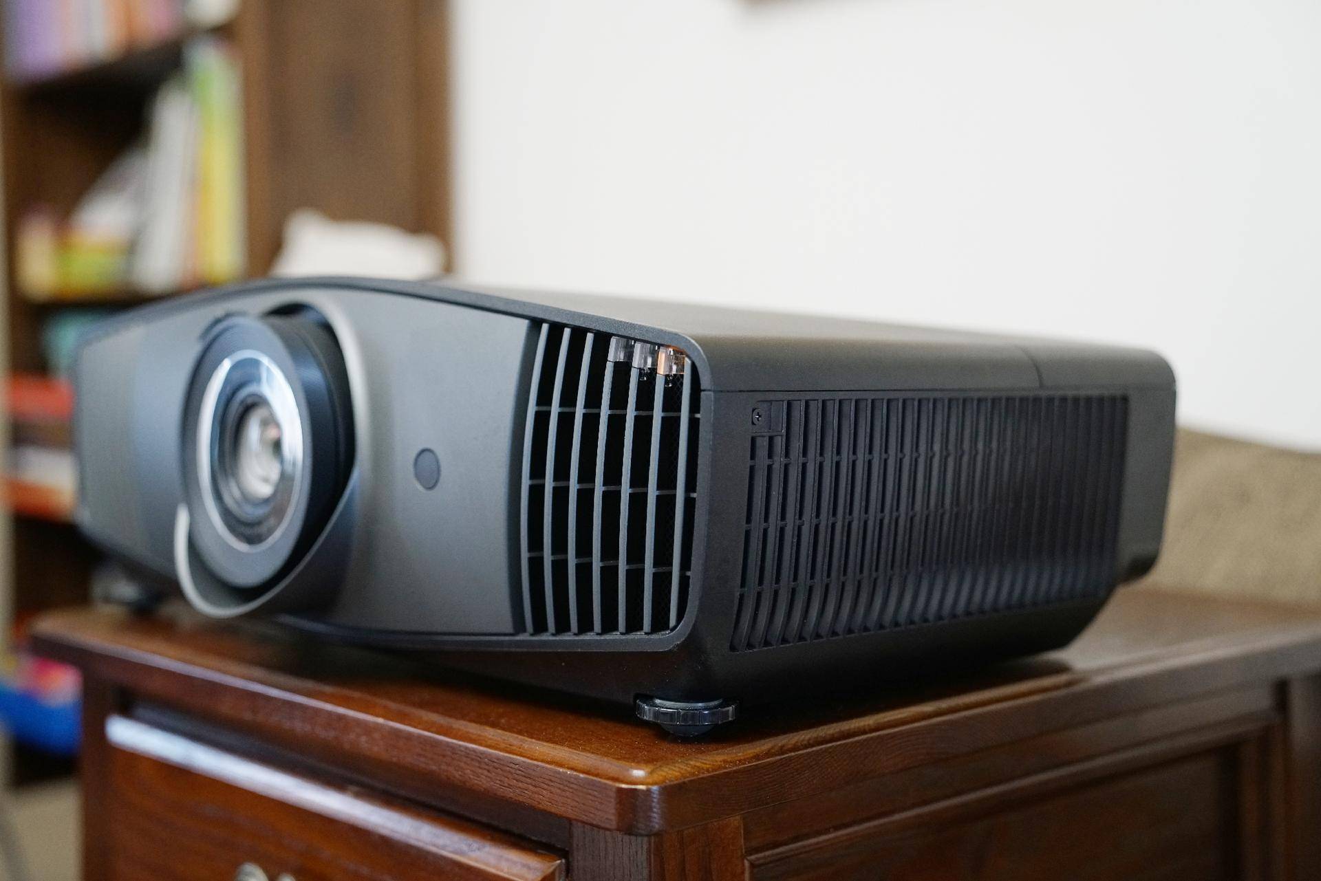 投影机家用两万,两万元的投影