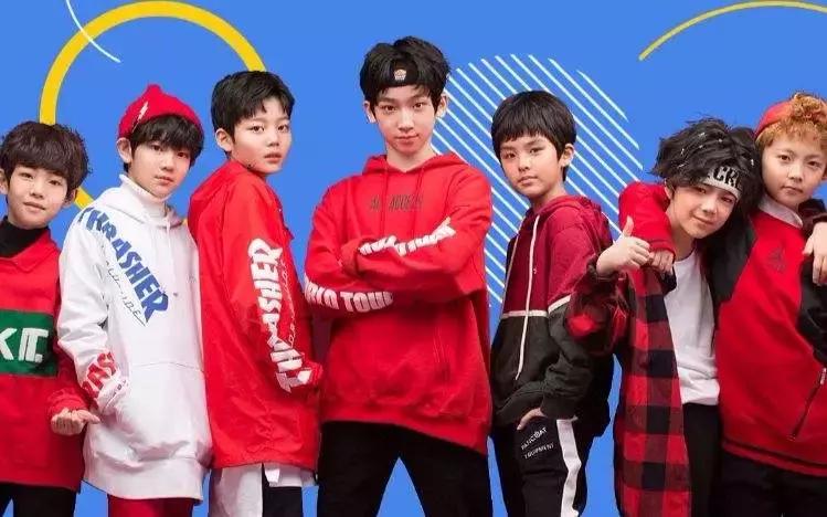 乐华12周年黄明昊孟美岐范丞丞,范丞丞孟美岐