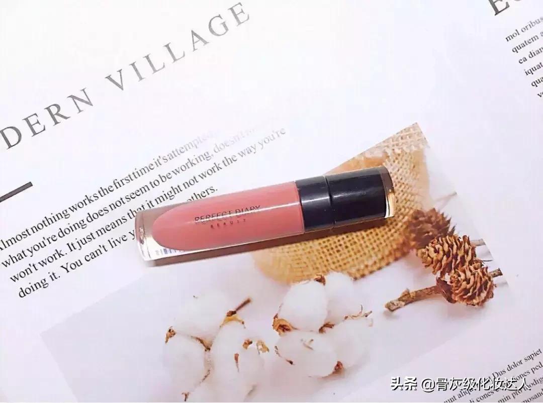 涂上最显白的11支元气平价口红，让你瞬间美翻这个春天！