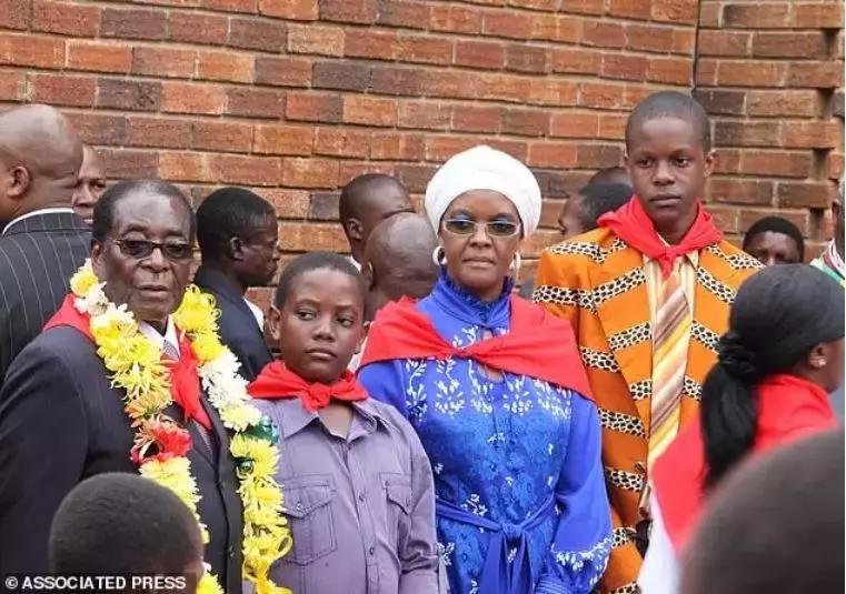 穆加贝去世视频,穆加贝逝世新闻联播视频