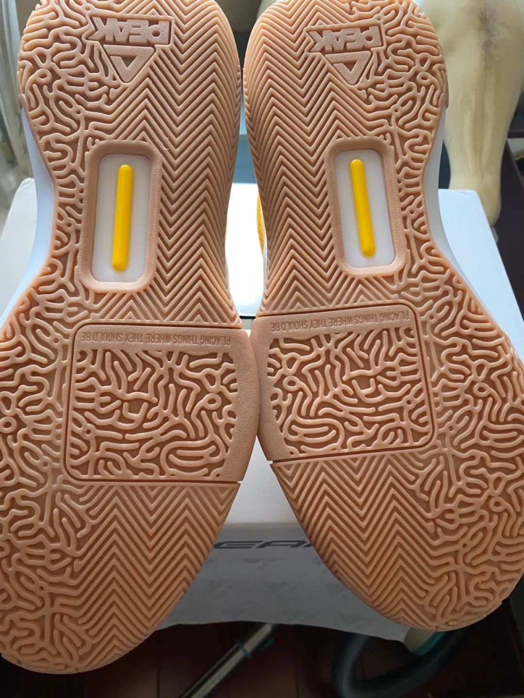 匹克态极闪现奶酪怎么样,匹克闪现5评测选码