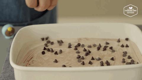 这次，韩国私房又研发新款网红小单品！巧克力流沙款哦