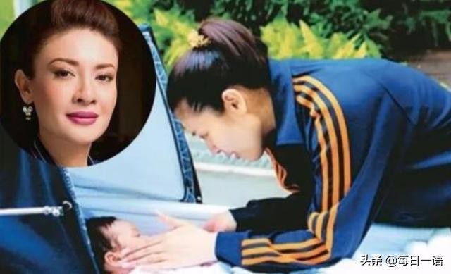 花心泰王也温柔?结婚周年陪王后穿情侣装,满脸宠溺给娇妻打下手