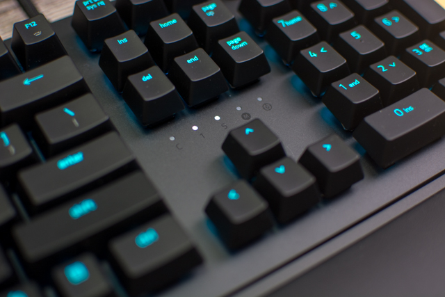 雷蛇猎魂光蛛精英版测评,雷蛇猎魂光蛛光轴测评