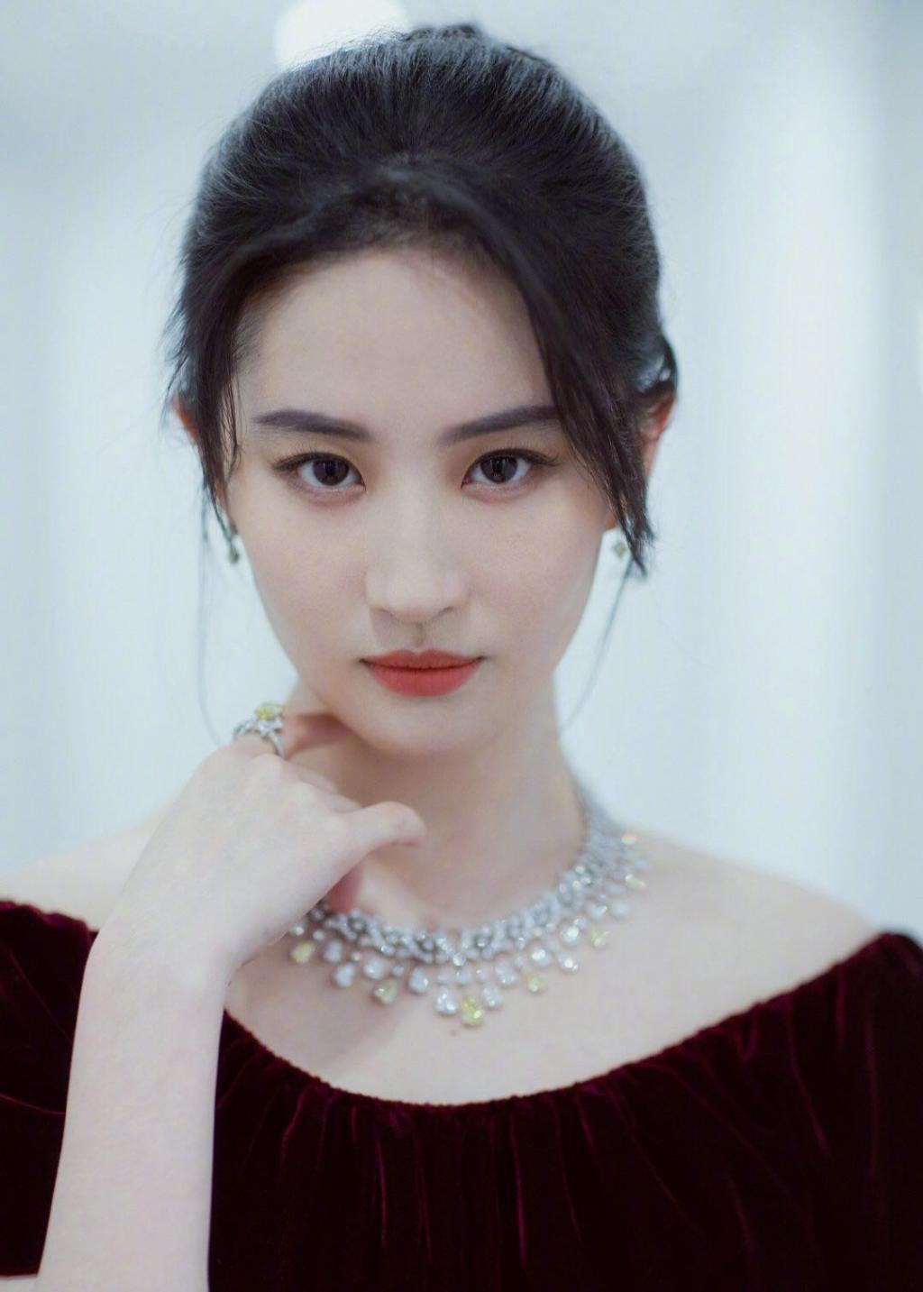 适合新手不会化妆的眼影,日常眼影妆手残党也能学会