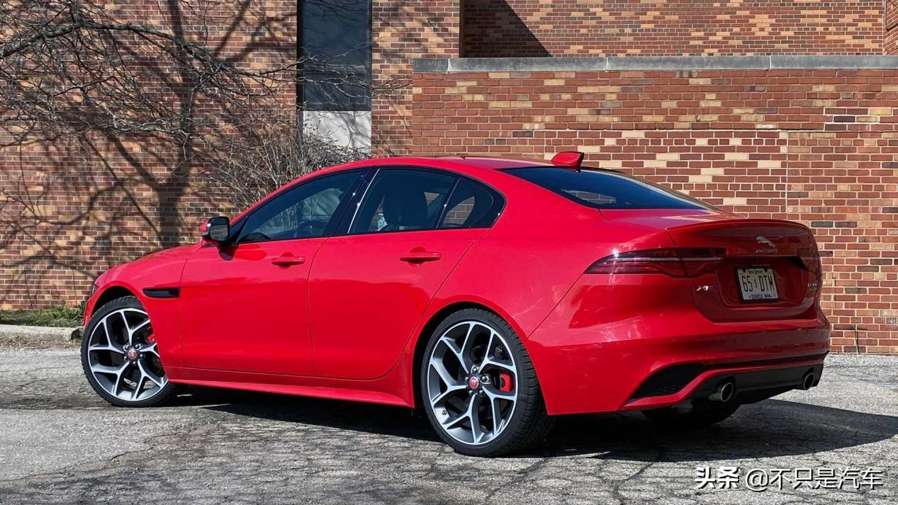 捷豹xel最新测评,捷豹xel汽车最新测评