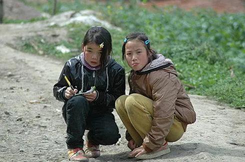 当你轻松实现“卫生巾自由”，也别嘲笑别人把它当奢侈品