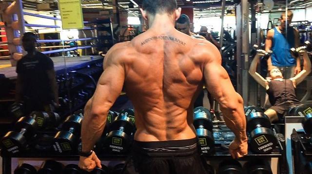 背部训练如何避免左右肌肉不一样,如何加强背部肌肉训练方法