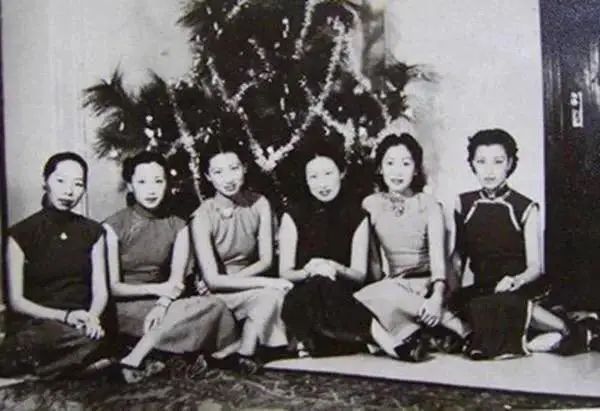 生父逼婚，丈夫出轨，她怒提离婚后，活成上海滩第一名媛