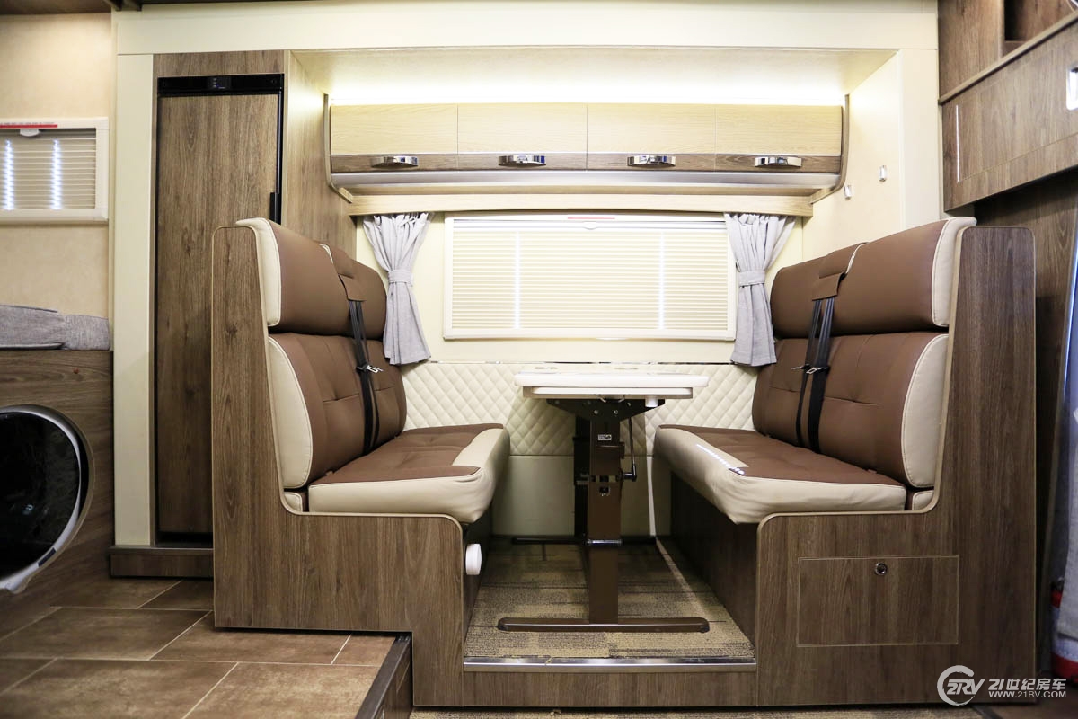 自行式房车c型空调每天要多少电,空调开一晚上耗电测评