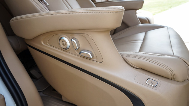 别克gl8陆上公务舱和es的区别,gl8es653t上路要多少钱