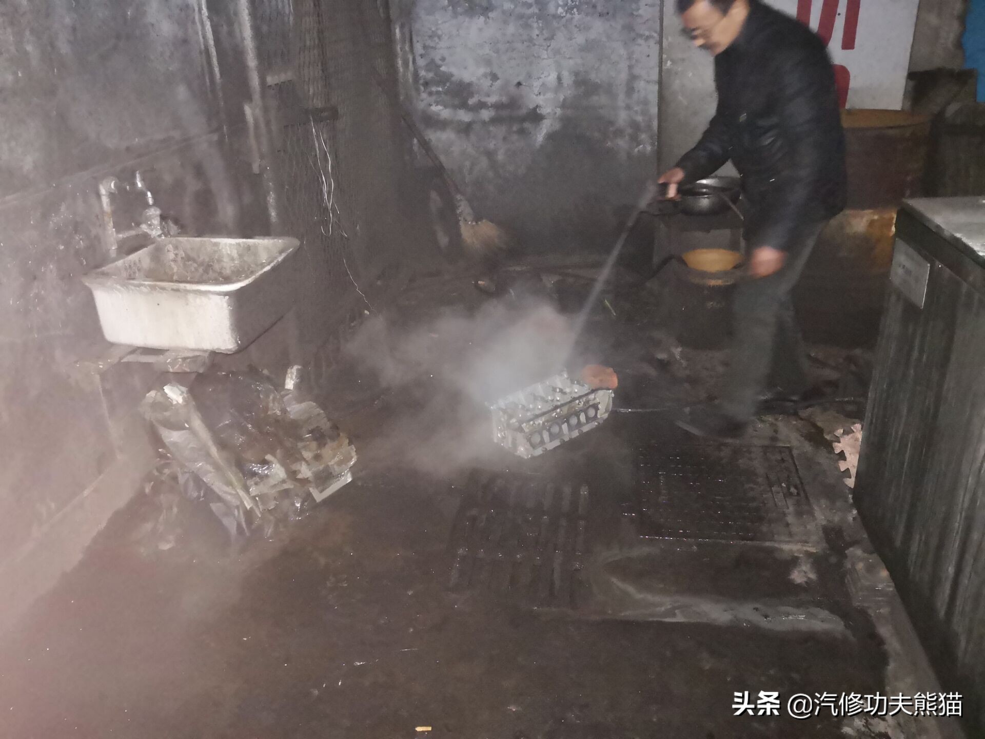 途观1.8t发动机烧机油维修多少钱,途观1.8t烧机油彻底解决