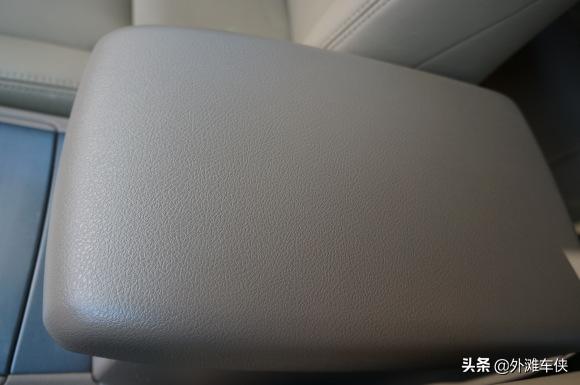 19款丰田汉兰达2.0t四驱尊贵7座,试驾2010款丰田汉兰达