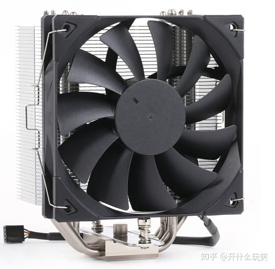 cpu散热器该如何选择,电脑cpu水冷和风冷哪个好