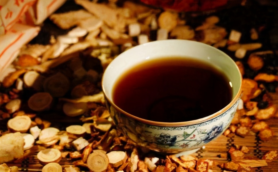 中医认为息肉是什么原因导致的,息肉切完以后脾胃很虚吗