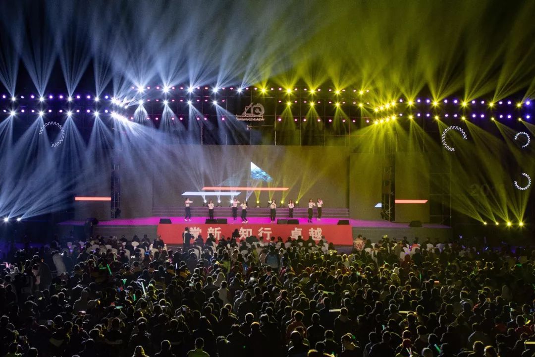 四川汽车职业技术学院汽车实训,成都汽车职业技术学校研学基地