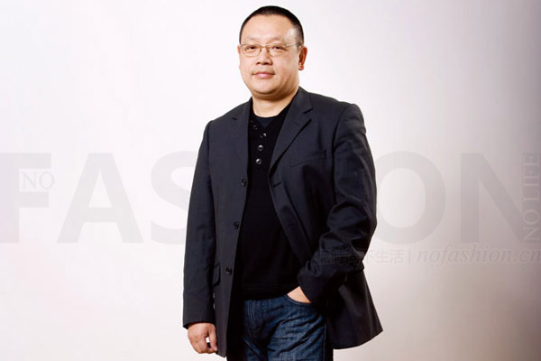 2019纽约时尚,dkny属于几线奢侈品品牌